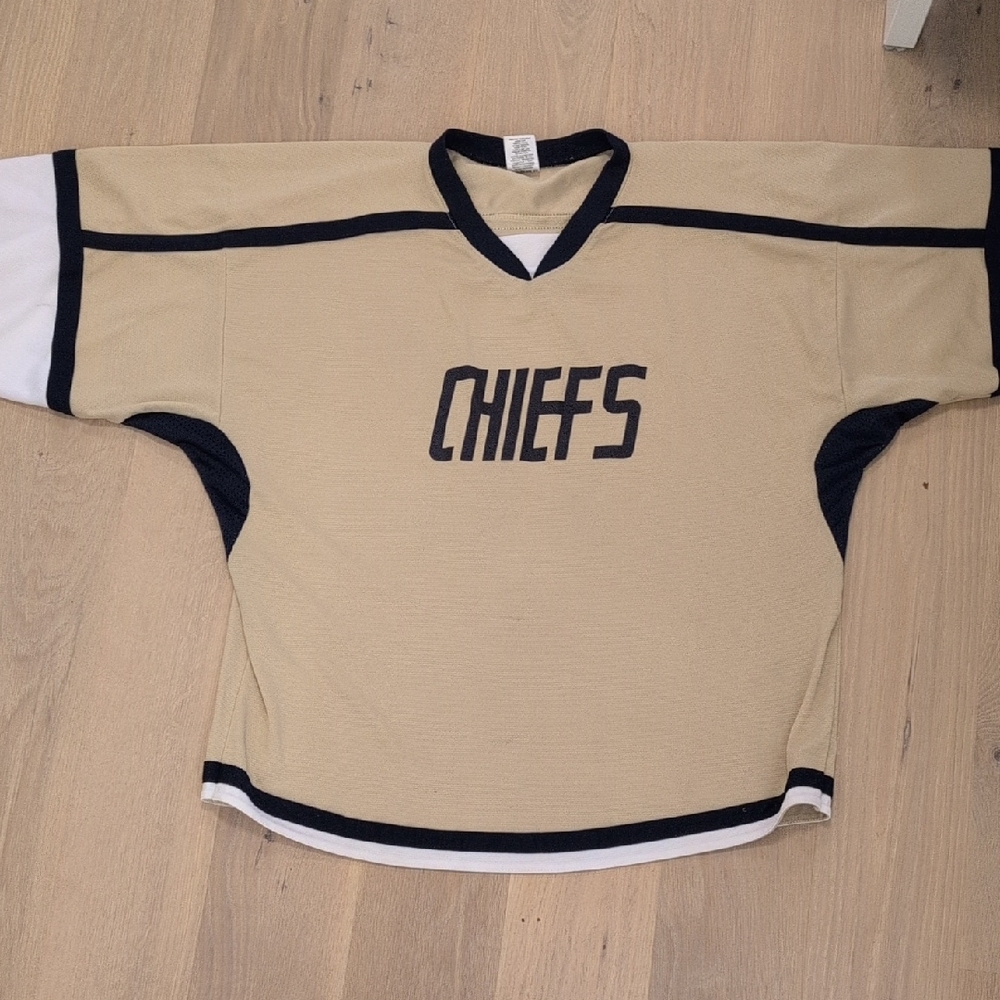 RARE Chiefs Beige and Black Men's Hockey Jersey. Size XL